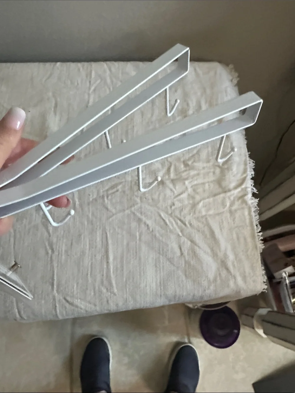 Clear Plastic with beige accents organizer and 2 under shelf cup holders NWT
